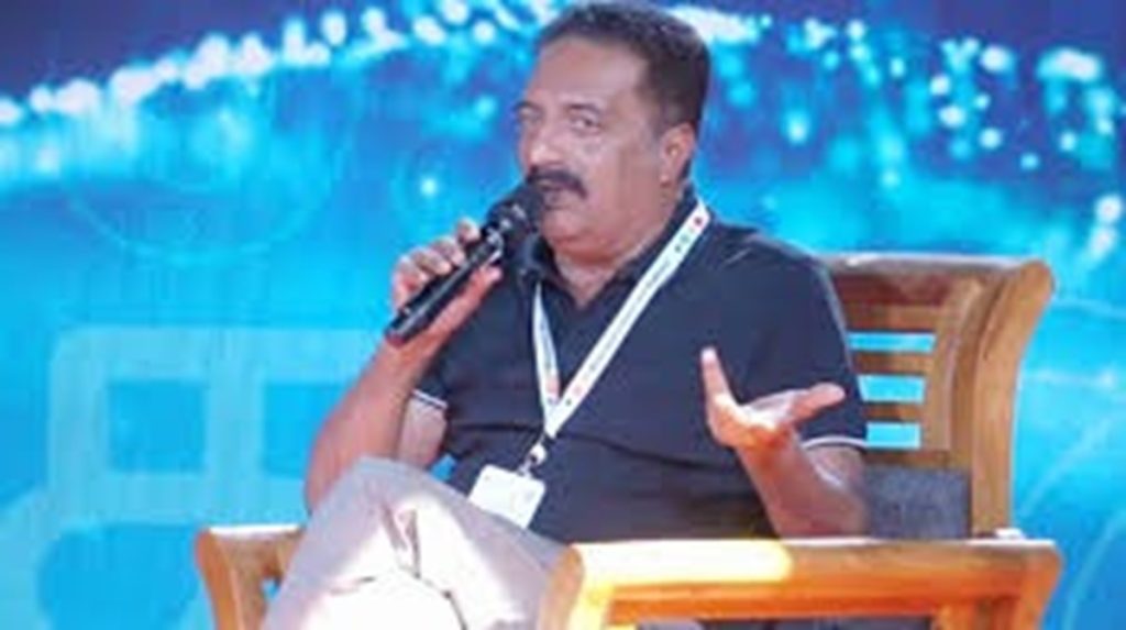 ‘रामायण’ पर विवादित बयान देने पर प्रकाश राज के खिलाफ मामला दर्ज