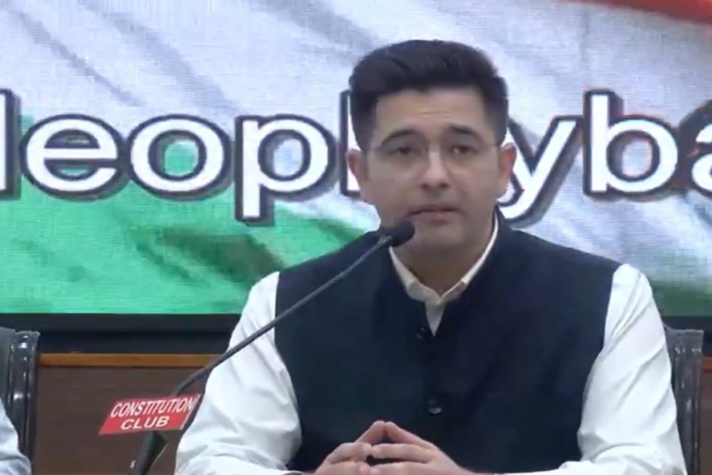 ‘गलत पार्टी में सही व्यक्ति’; राघव चड्ढा समेत 7 राज्यसभा सांसदों ने छोड़ी AAP