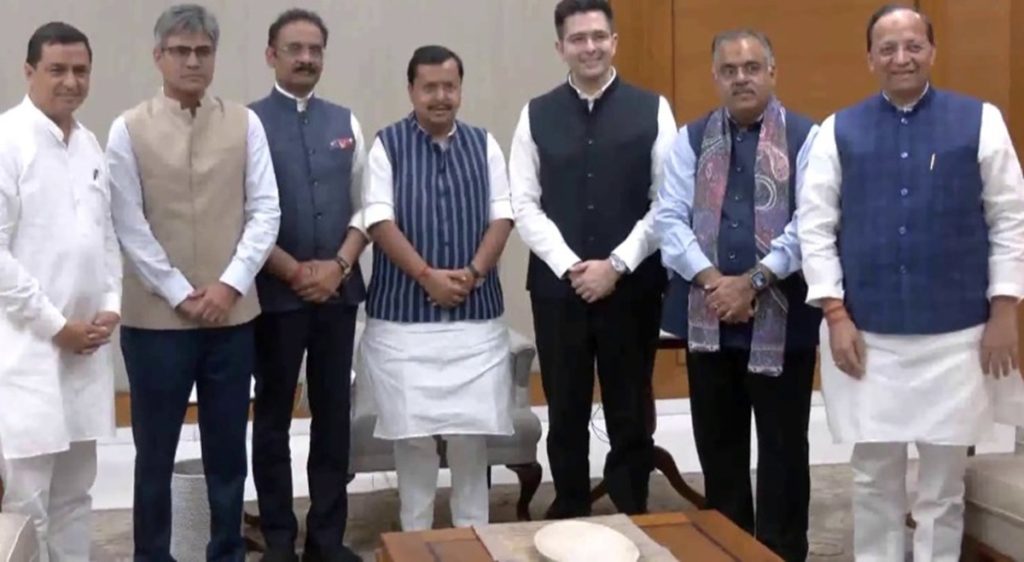 AAP छोड़ने वाले सांसद भाजपा में हुए शामिल; नीतिन नबीन से की मुलाक़ात