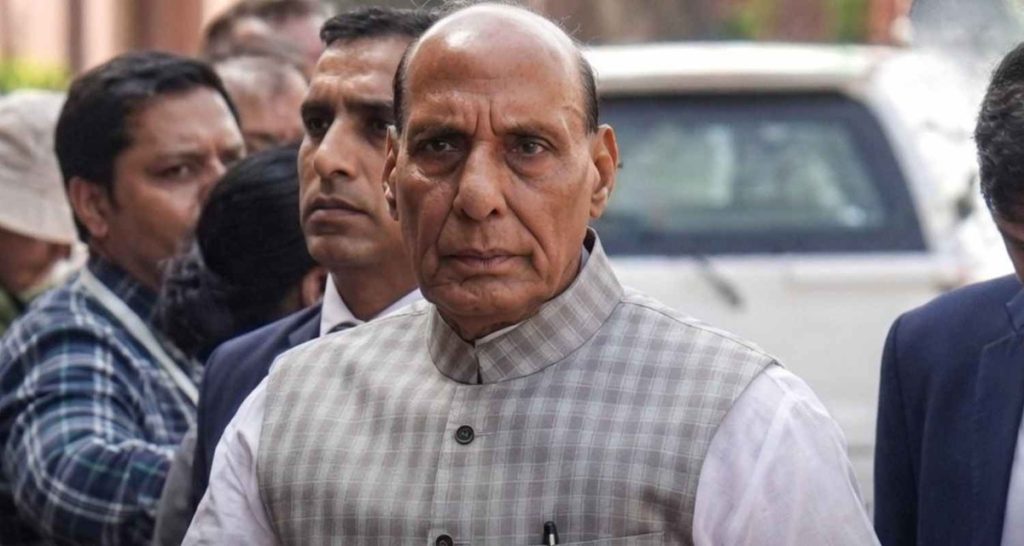 जर्मनी दौरे पर जाएंगे रक्षा मंत्री राजनाथ सिंह, पनडुब्बी सौदे पर होगी नज़र
