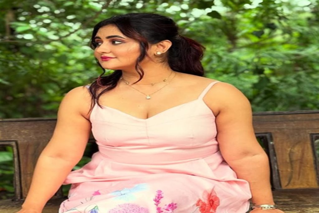 संघर्ष और सपनों पर खुलकर बोलीं रश्मि देसाई, ‘मैं सिंगल हूं, लेकिन मजबूत हूं’!