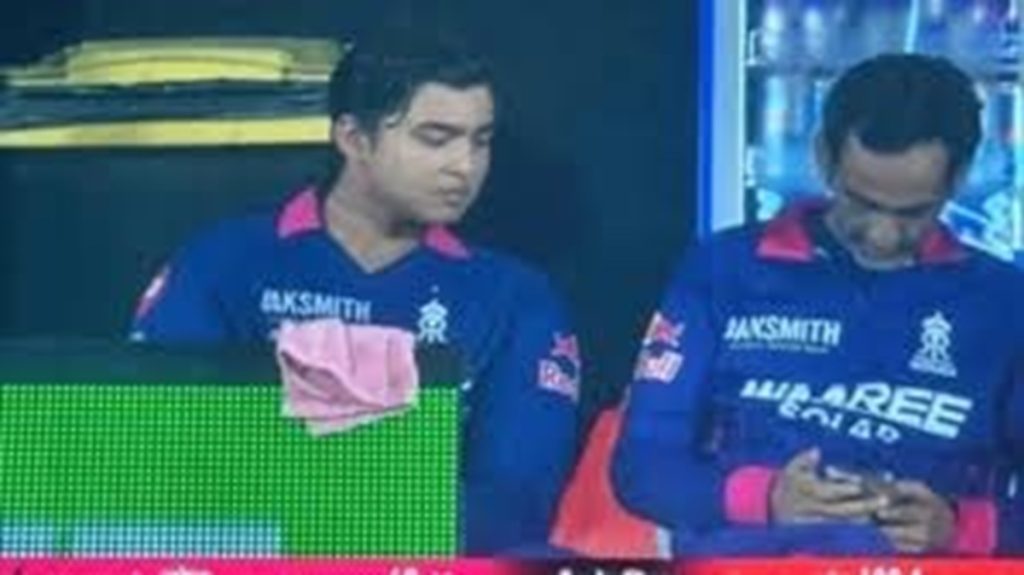 IPL 2026: राजस्थान रॉयल्स के मैनेजर पर ₹1 लाख जुर्माना