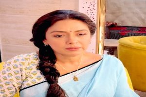 Rupali-Ganguly-Expresses-Anger-Over-Failure-to-Pass-Womens-Reservation-Bill