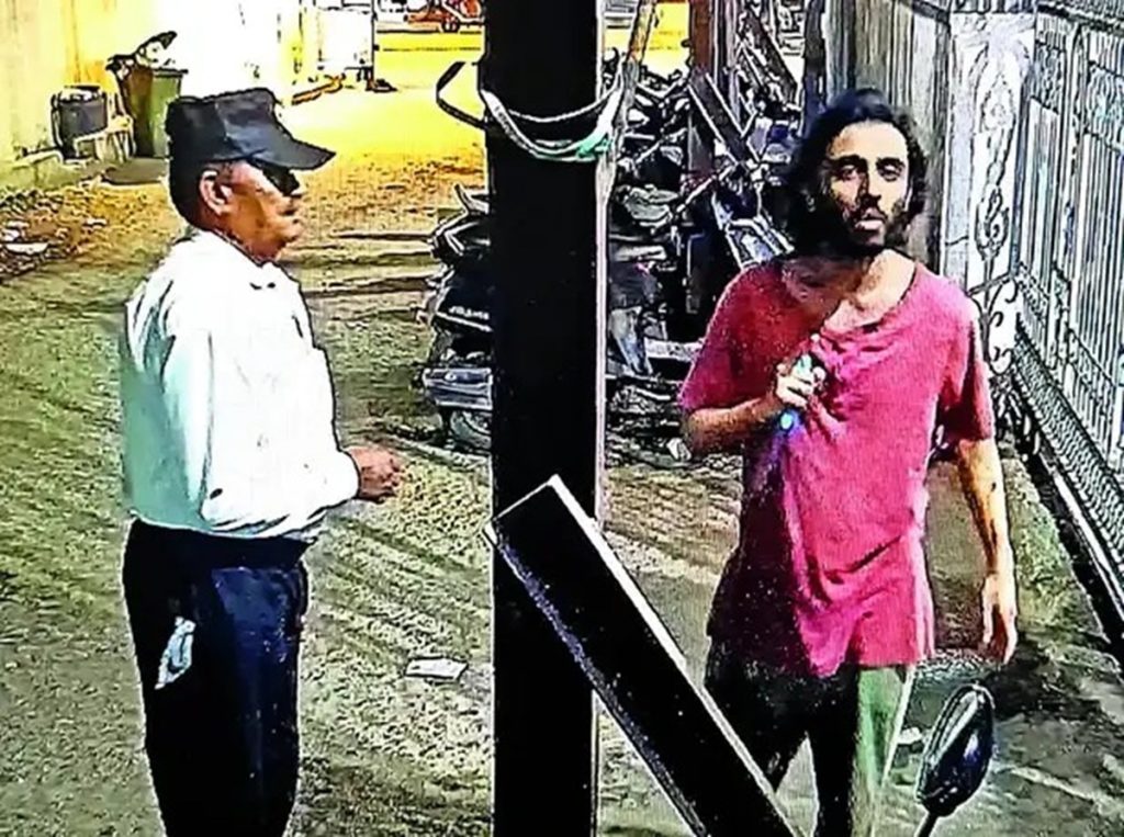 मीरा-रोड में पहलगाम की तरह दो सुरक्षा गार्ड्स पर आतंकी हमला; धर्म पूछकर चाकू घोंपा
