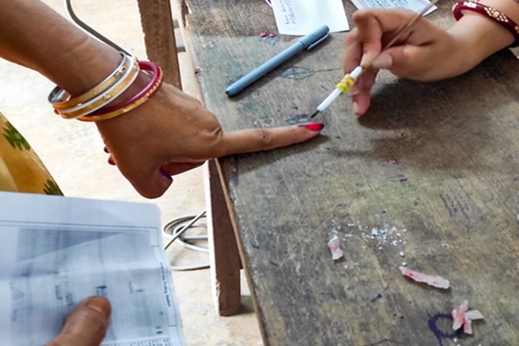 फर्जी वोटिंग करने वालों को जेल भेजेंगे, चुनाव आयोग ​की चेतावनी​!