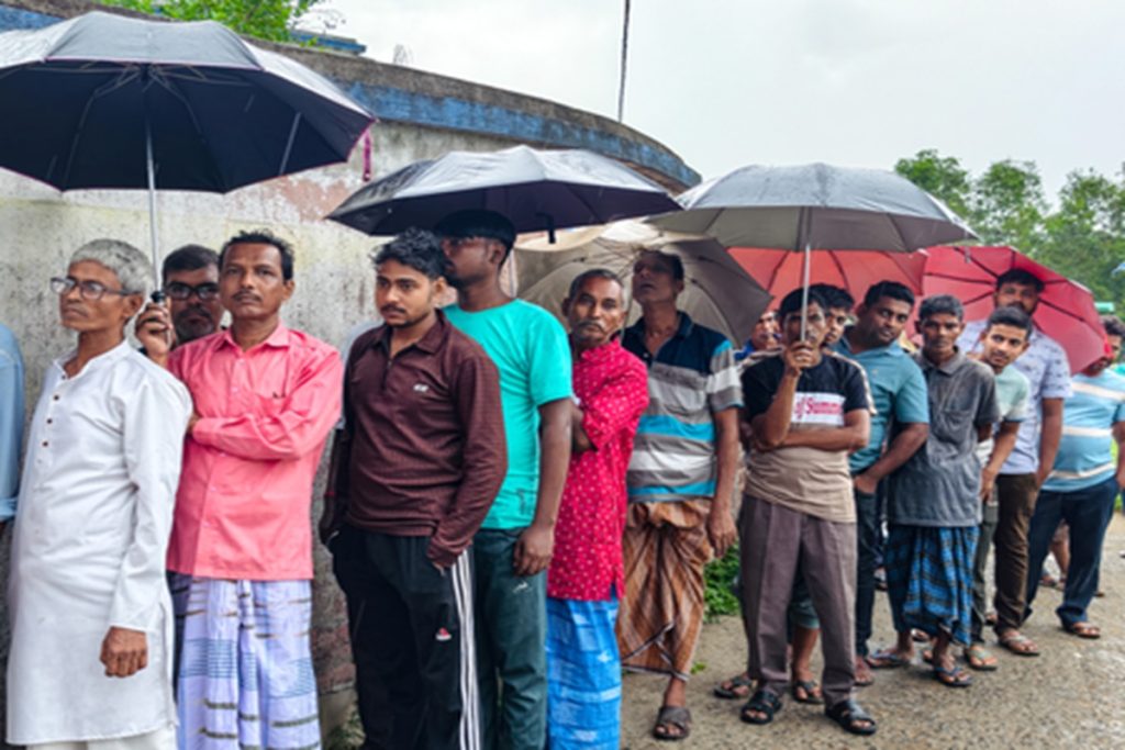 पश्चिम बंगाल चुनाव: दूसरे चरण में शाम 5 बजे तक रिकॉर्ड करीब 90 प्रतिशत मतदान!