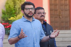 Aditya-Thackeray-Alleges-Electric-Vehicles-Are-Being-Purchased-Solely-for-Show!