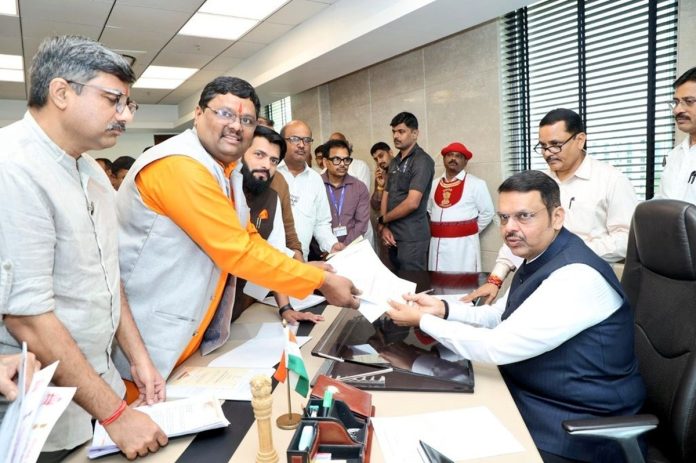 Maharashtra: Proposed Devasthan Inam Abolition Act sparks controversy; temple organisations submit memorandum to Chief Minister
