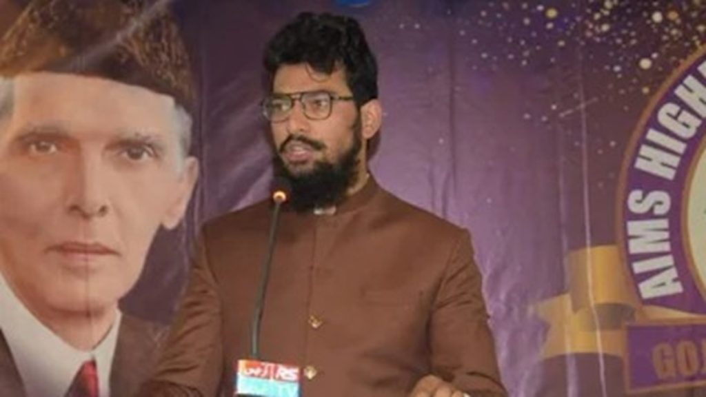 अज्ञातों द्वारा निपटाए आतंकी हमजा बुरहान के जनाजे में शामिल हुए हिजबुल और अल-बद्र के टॉप आतंकी
