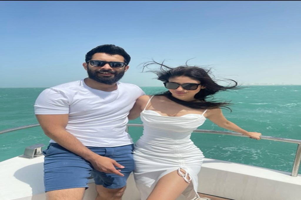 सूरज नांबियार संग अनबन की खबरों पर छलका मौनी रॉय का दर्द!