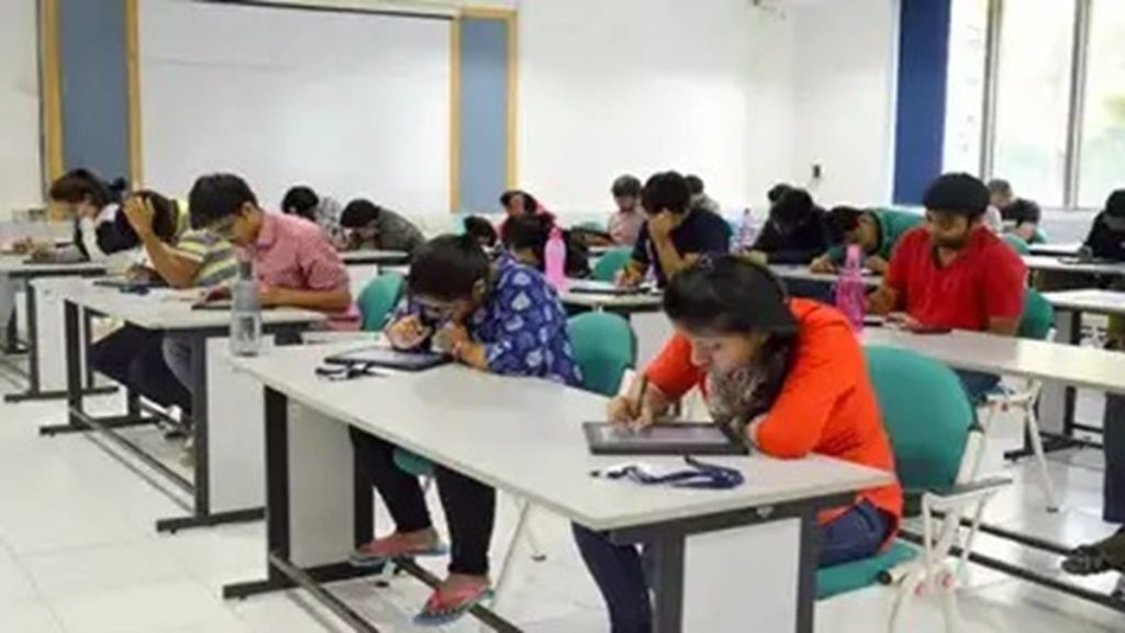 NEET 2026 पेपर लीक? एग्जाम से पहले वायरल ‘गेस पेपर’ के 140 सवाल असली परीक्षा से मैच