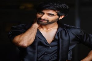 People-are-now-preferring-films-rooted-in-reality-and-emotions-rather-than-just-trends-Akshay-Oberoi