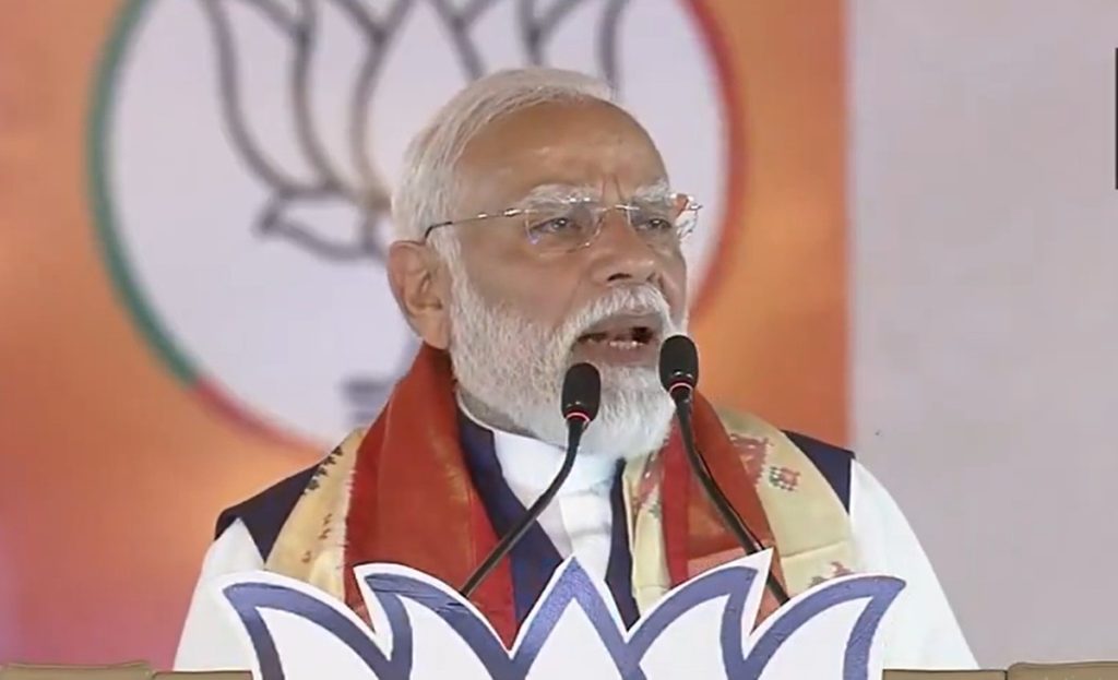 “वर्क फ्रॉम होम अपनाइए, पेट्रोल बचाइए, एक साल सोना मत खरीदिए”
