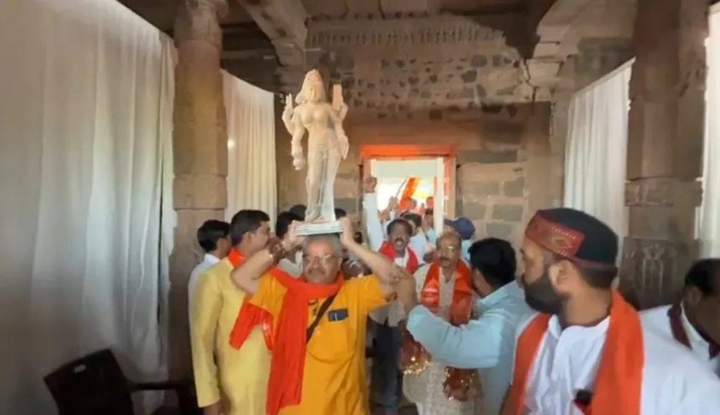 भोजशाला में स्थापित हुई मां वाग्देवी की प्रतिमा; शुरू हुआ नियमित पूजा-पाठ