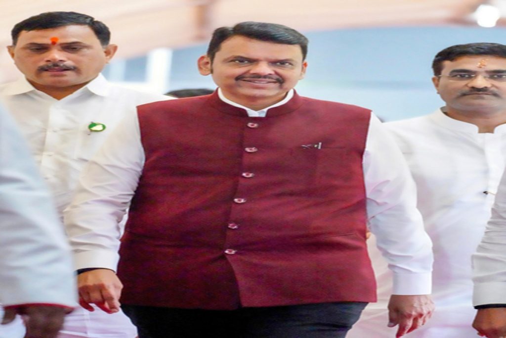 महाराष्ट्र में ‘नो योर डॉक्टर’ क्यूआर सिस्टम लॉन्च, अब मिनटों में होगी डॉक्टर की पहचान!