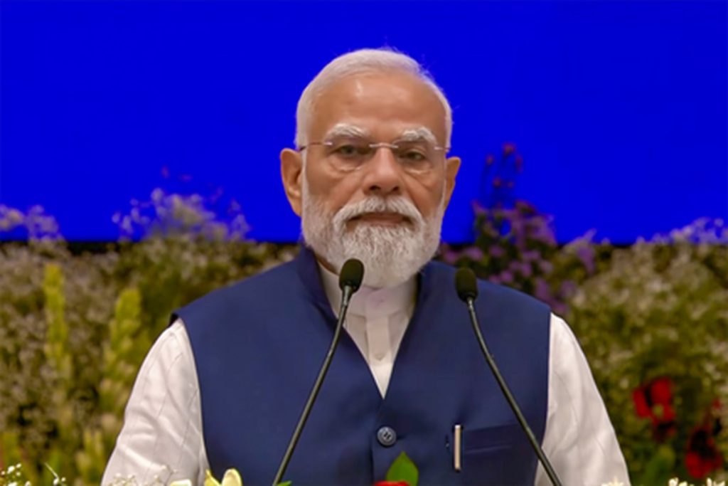 बदायूं हादसा: ट्रैक्टर-ई रिक्शा टक्कर, छह मौतें, पीएम और सीएम योगी ने जताया दुख!