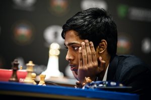 CM-Vijayan-congratulates-Praggnanandhaa-on-winning-Norway-Chess!
