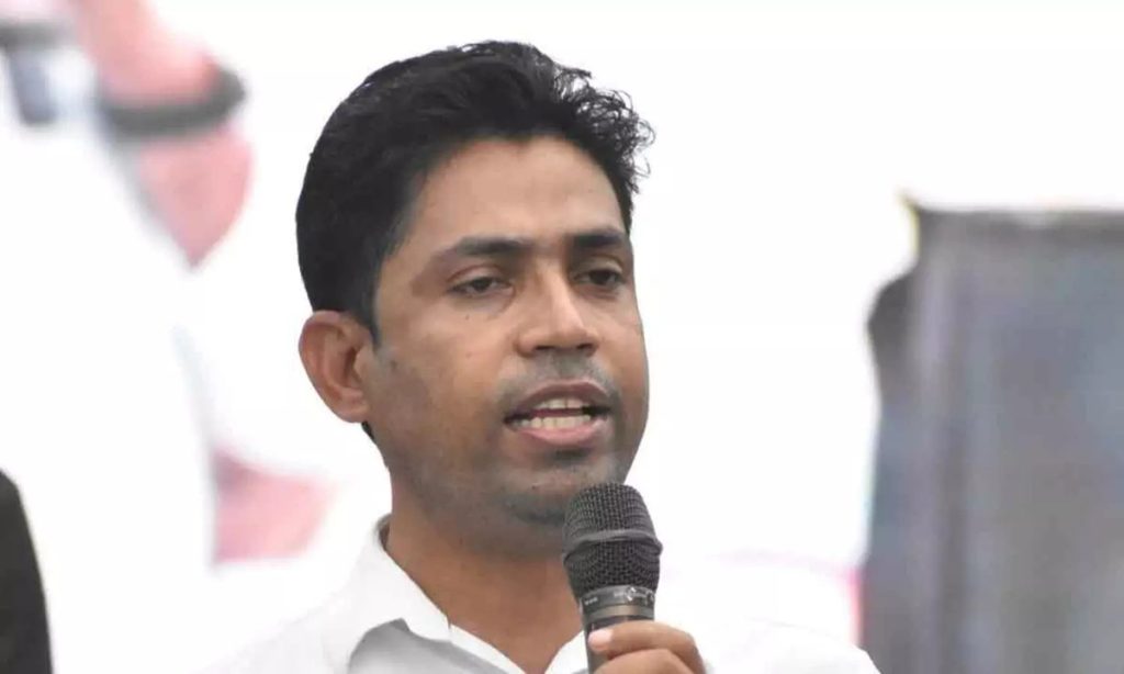 नेपाल सीमा के पास गिरफ्तार हुआ टीएमसी नेता जहांगीर खान, ईवीएम छेड़छाड़ समेत सात मामलों में थी तलाश