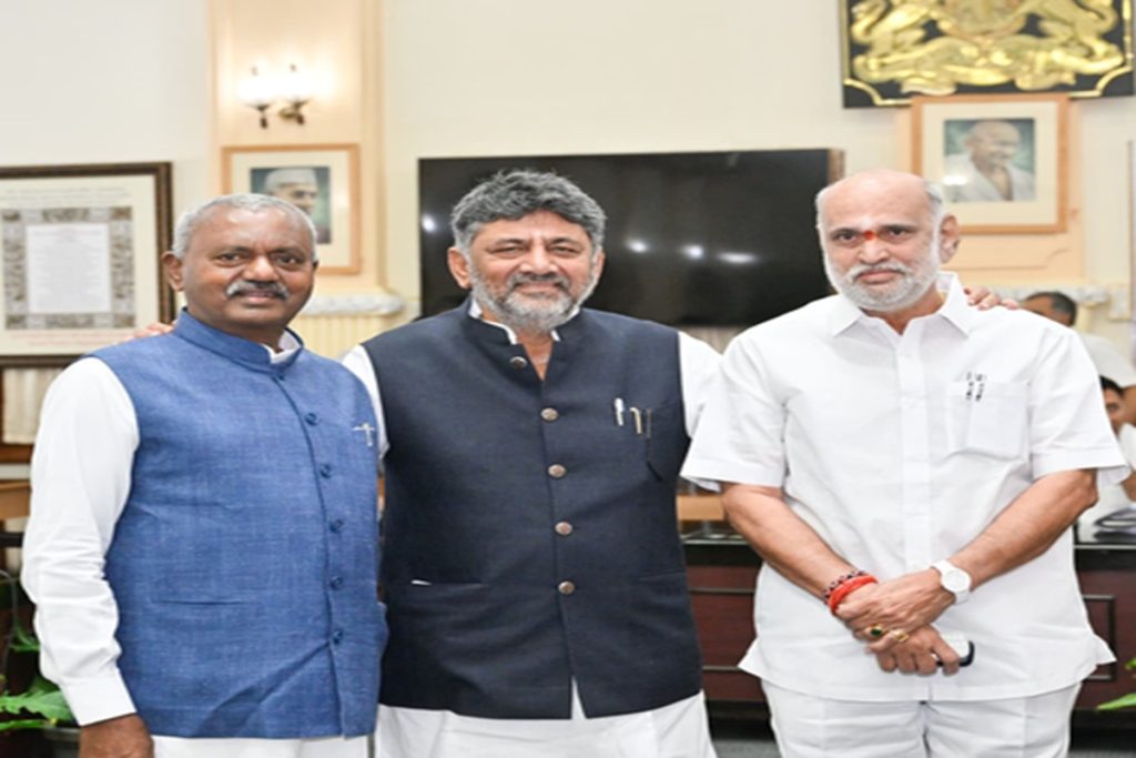 कर्नाटक विधान परिषद चुनाव: निष्कासित भाजपा विधायकों ने कांग्रेस का समर्थन किया!
