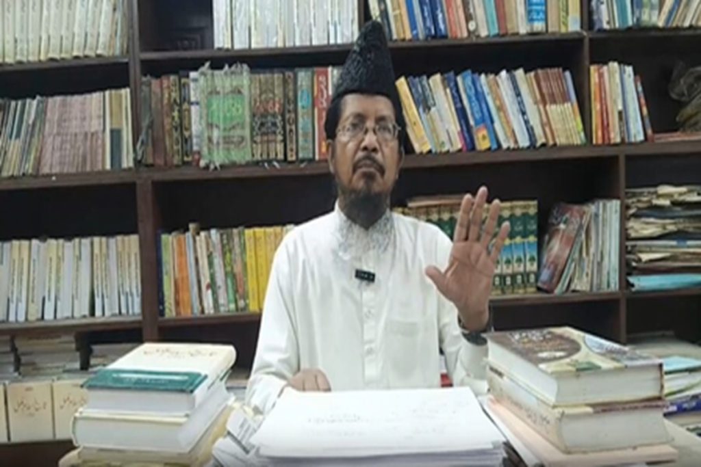 मोहर्रम व्यवस्था पर योगी की तारीफ, अखिलेश पर बरसे मौलाना शहाबुद्दीन!