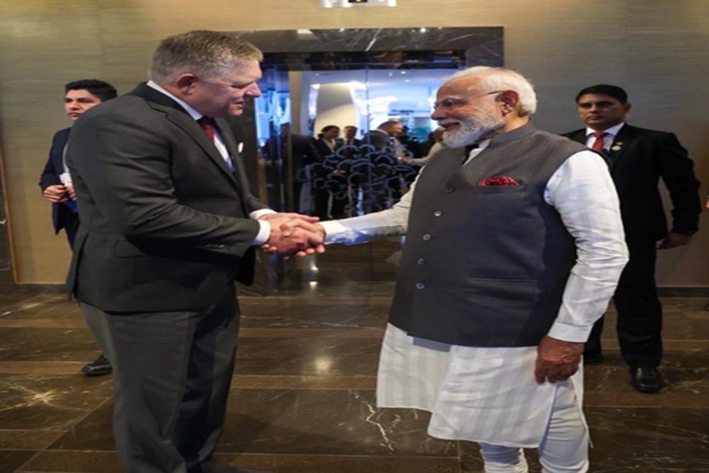 मोदी का स्लोवाकिया दौरा संपन्न, व्यापार बढ़ेगा, युवाओं को मिलेगा लाभ!