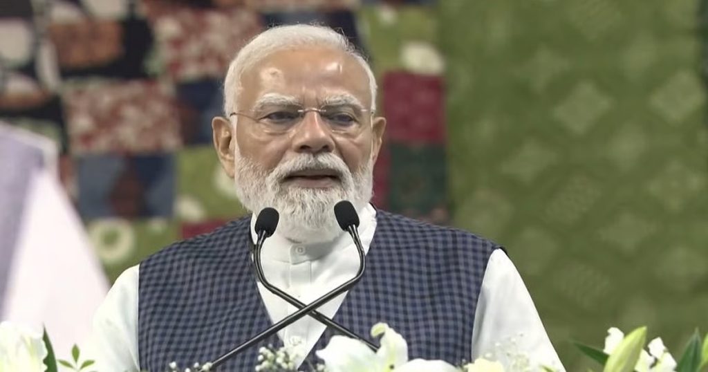 महामारी, युद्ध और ऊर्जा संकट ने वैश्विक व्यवस्था को झकझोरा, फिर भी ग्रीन ग्रोथ पर तेजी से आगे बढ़ रहा भारत: पीएम मोदी