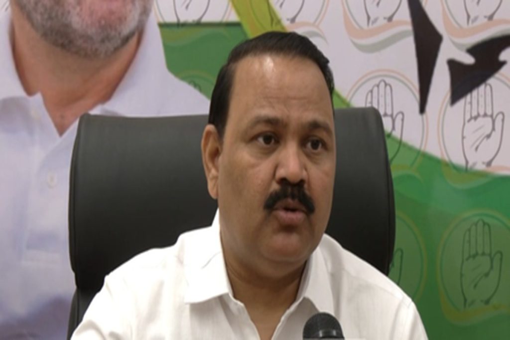 एनसीईआरटी सिलेबस पर सियासी घमासान, कांग्रेस ने लगाया एकतरफा इतिहास पढ़ाने का आरोप!