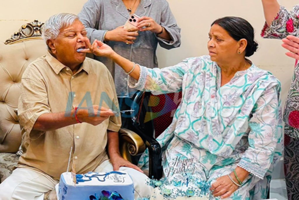 ​राबड़ी देवी ने आवास खाली करने के लिए मांगा एक महीना का समय​!