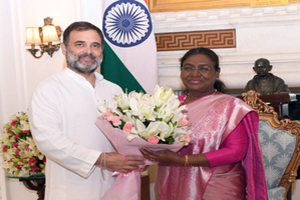 राहुल गांधी और मल्लिकार्जुन खड़गे ने राष्ट्रपति मुर्मू को दीं जन्मदिन की शुभकामनाएं!
