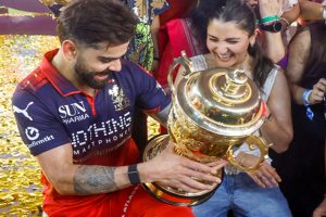 Responding-to-a-question-asked-last-year-Kohli-gets-deeply-emotional-about-the-RCB-title