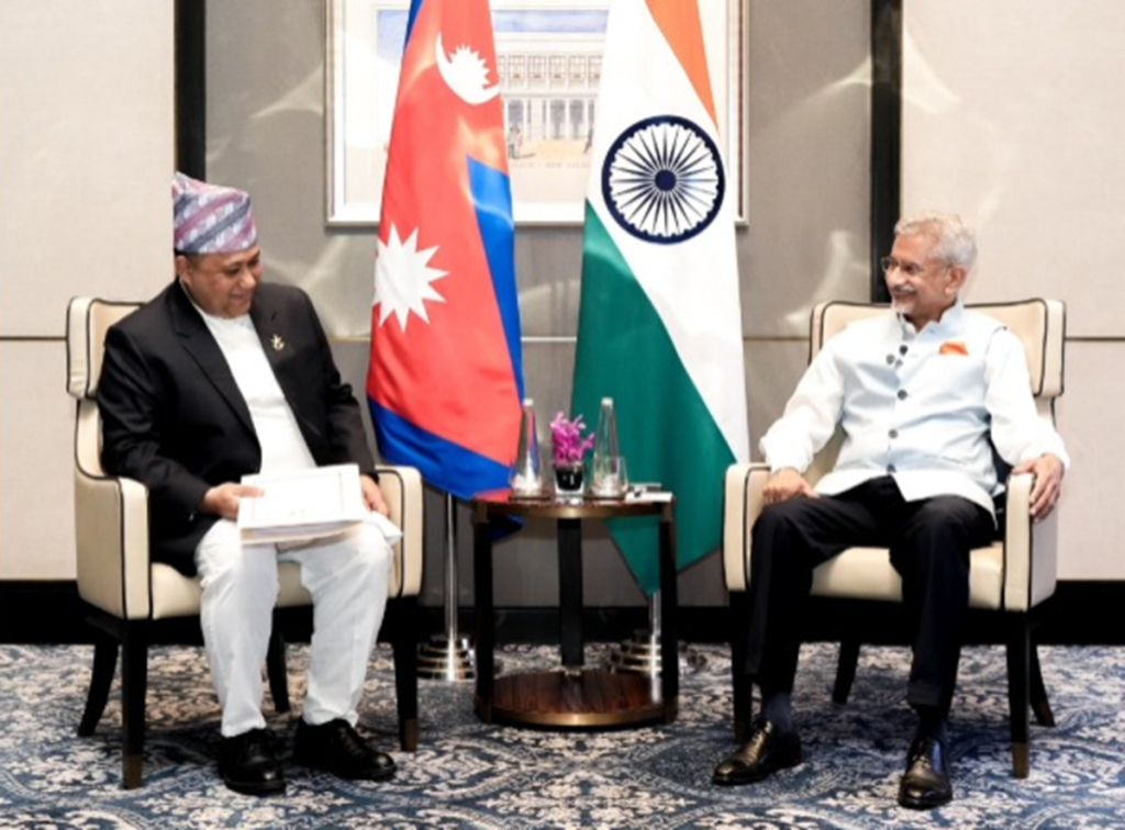 भारत-नेपाल संबंधों को नई दिशा देने की कोशिश, विदेश मंत्री शिशिर खनाल तीन दिवसीय दौरे पर पहुंचे भारत