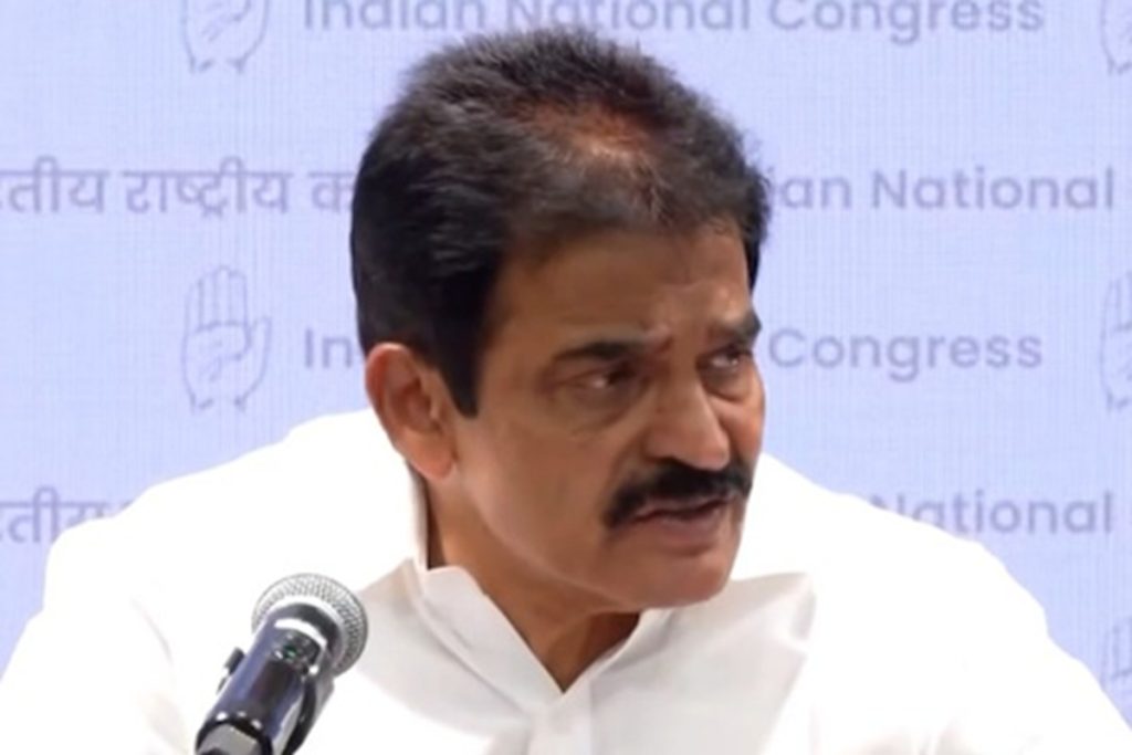 टीएमसी-कांग्रेस विलय अटकलें खारिज, वेणुगोपाल बोले अफवाहें निराधार!