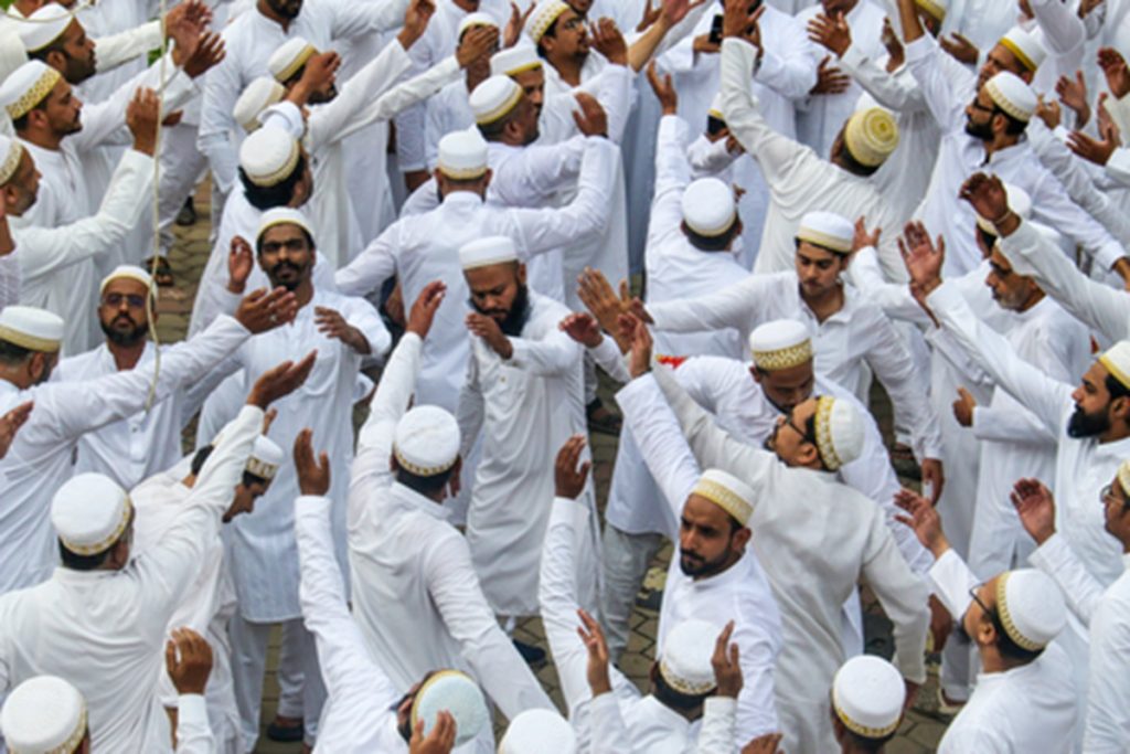 आंध्र प्रदेश के गवर्नर और मुख्यमंत्री ने हजरत इमाम हुसैन की शहादत को याद किया!