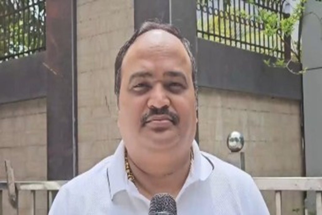 बालासाहेब ठाकरे की बनाई शिवसेना ही असली पार्टी: आनंद दुबे!