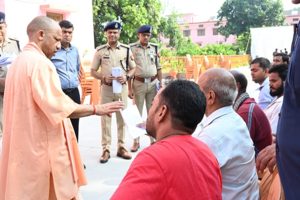 The-government-stands-with-the-needy-and-will-ensure-the-resolution-of-every-genuine-issue-CM-Yogi
