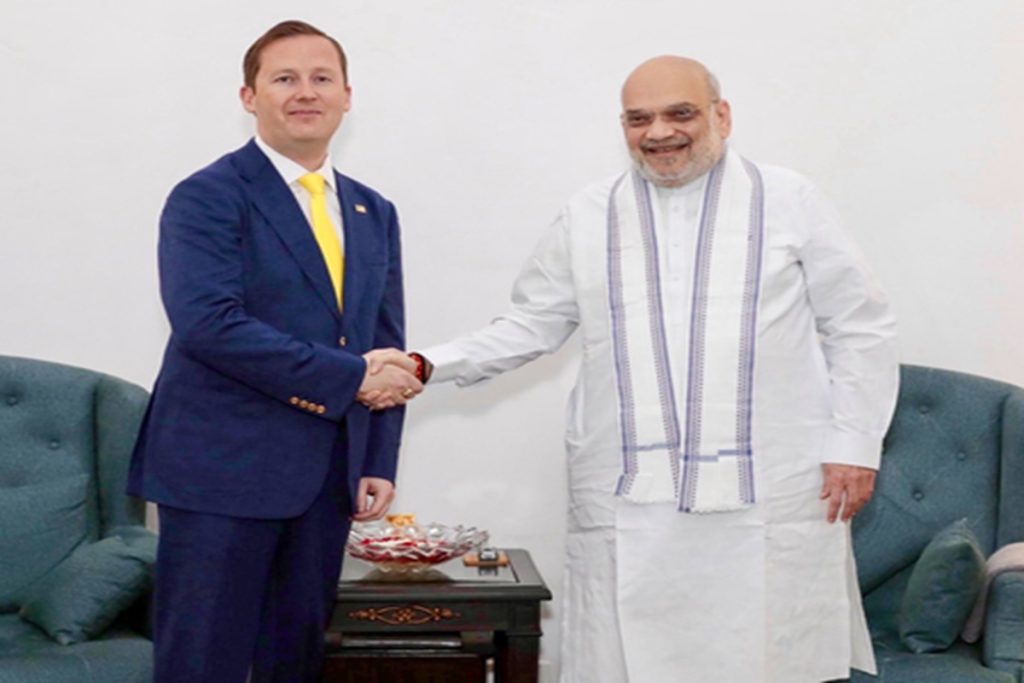 US राजदूत गोर की शाह से मुलाकात, आतंकवाद और नशीले पदार्थों समेत कई मुद्दों पर चर्चा!