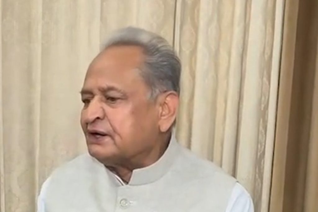 लखनऊ हादसे पर गहलोत की चेतावनी, सबक ले राजस्थान सरकार!