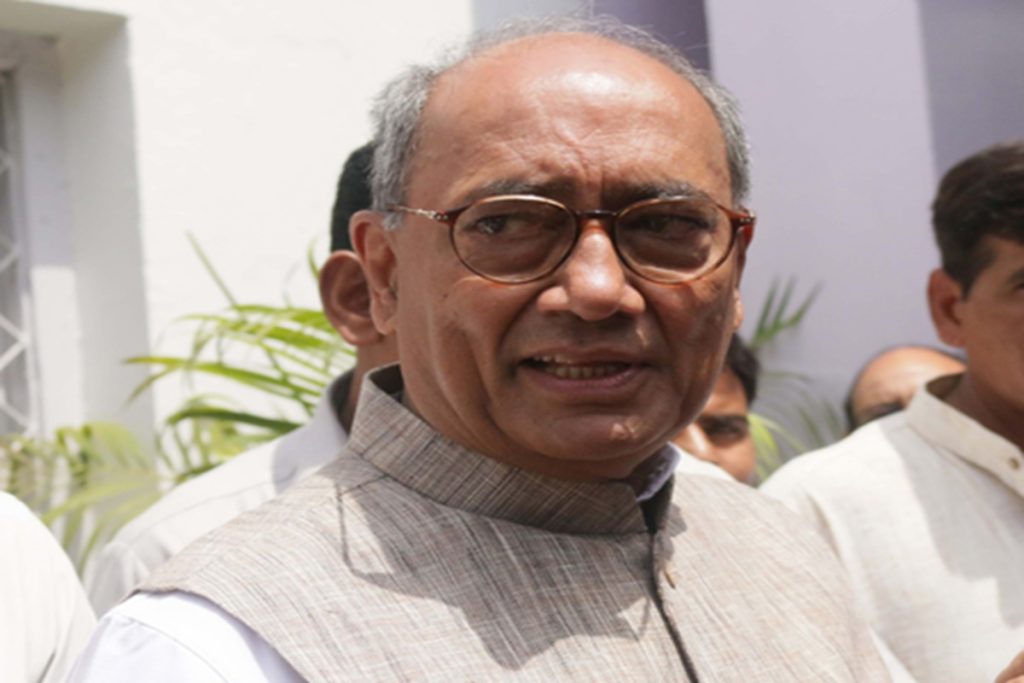 अब सिर्फ धर्म रक्षा के लिए काम करूंगा: दिग्विजय सिंह!