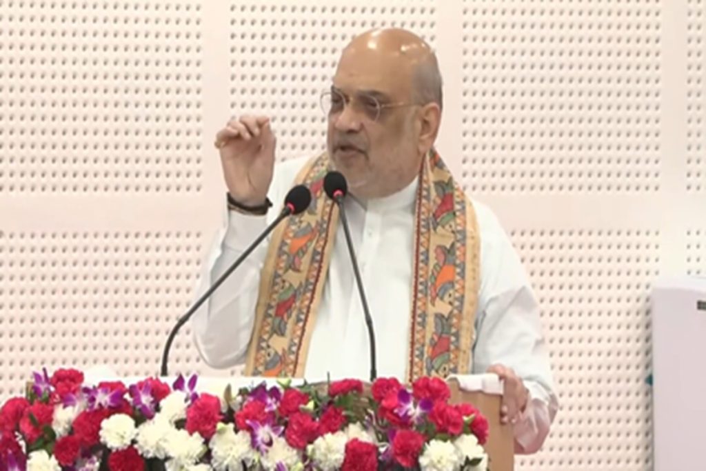 दिनकर को पढ़े बिना भारत समझना असंभव: अमित शाह का संदेश!