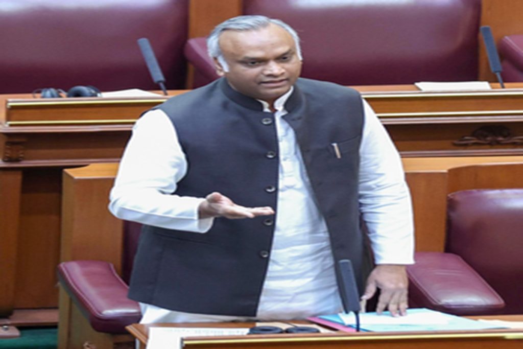 कर्नाटक सरकार ने स्थायी निवास प्रमाण पत्र फैसले का किया बचाव!
