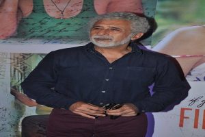 Naseeruddin-Shah-encouraged-Om-Puri-to-go-to-FTII