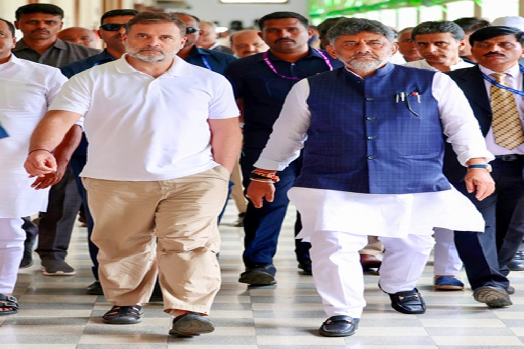 राहुल गांधी की वापसी के बाद कर्नाटक कैबिनेट विस्तार की संभावना!