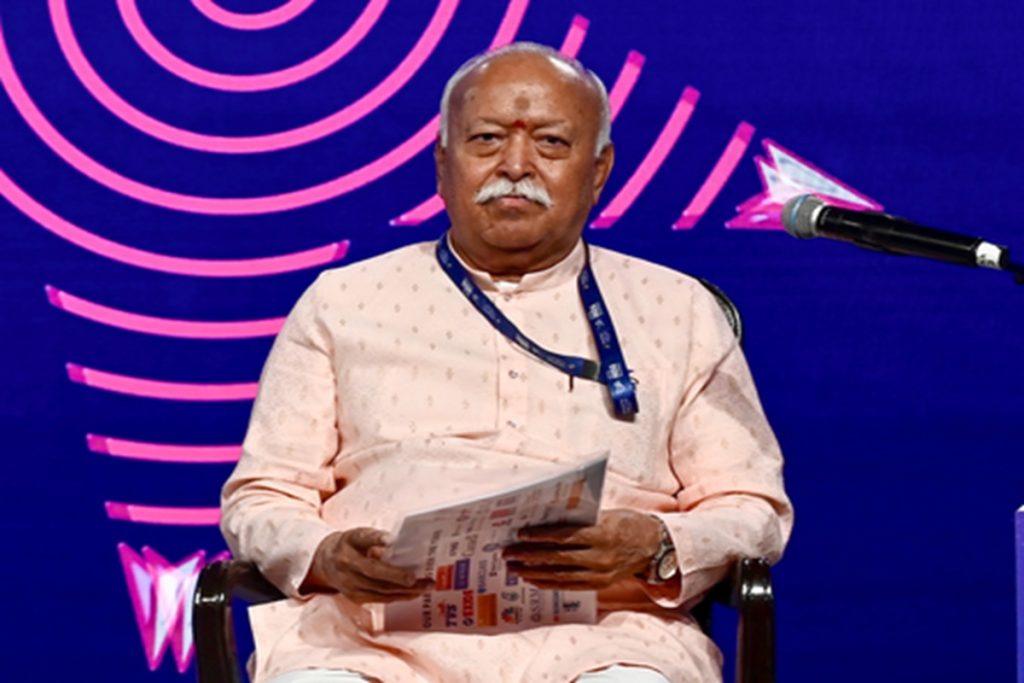 प्रियांक खड़गे की रजिस्ट्रेशन मांग विवाद, कर्नाटक में आरएसएस बैठक!