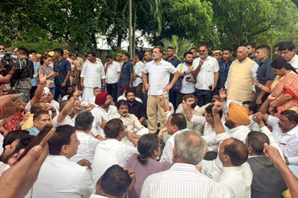 राहुल-जितेंद्र वार्ता विफल, कांग्रेस ने सरकार के सामने रखीं पांच मांगें!