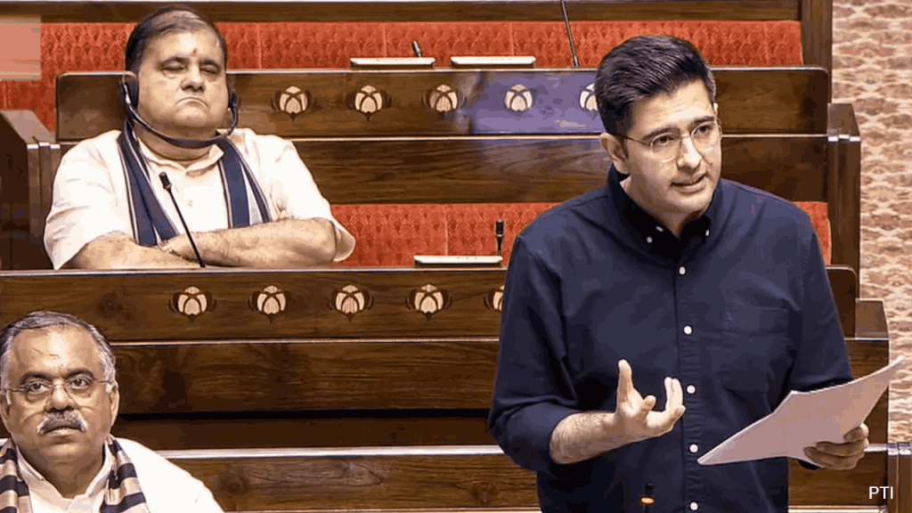 पेपर लीक पर राघव चड्ढा ने तोड़ी चुप्पी