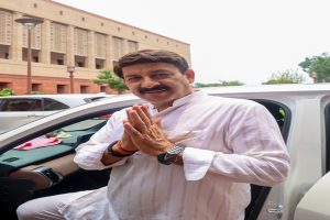 Pappu-Yadavs-conduct-is-against-Sanatan-he-should-receive-severe-punishment-Manoj-Tiwari