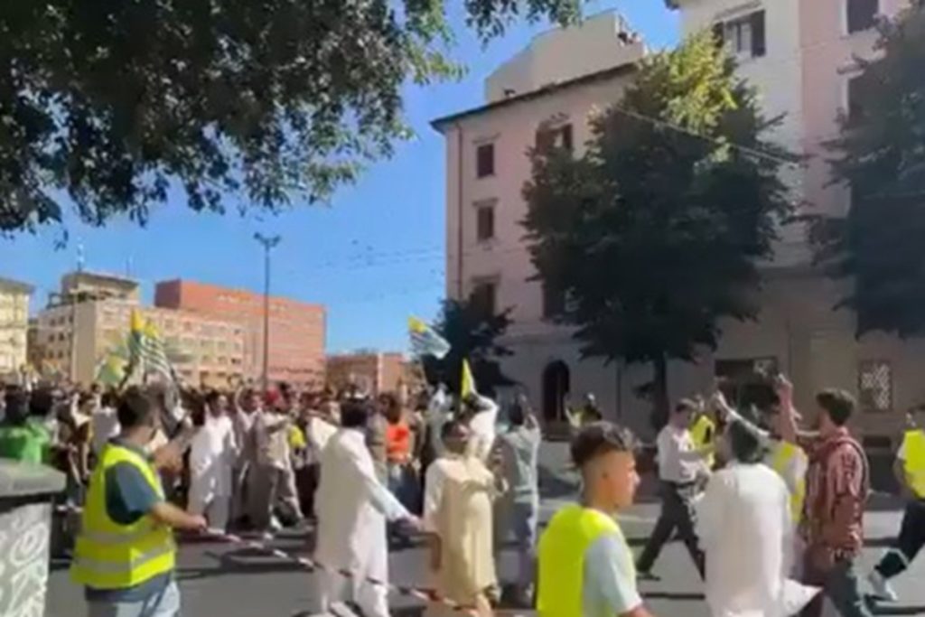 पीओके में पाकिस्तानी सेना के अत्याचारों के खिलाफ इटली में विरोध मार्च!