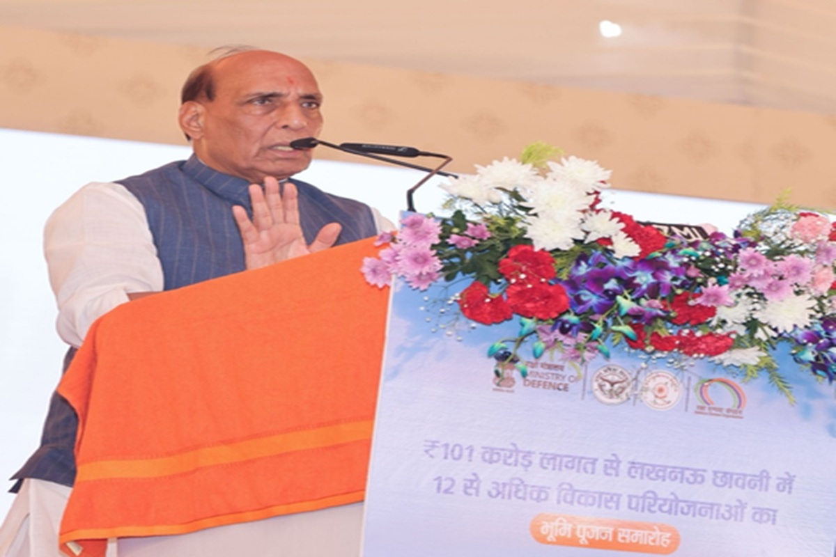 लखनऊ में राजनाथ सिंह बोले, दुनिया अब भारत की बात ध्यान से सुनती है!