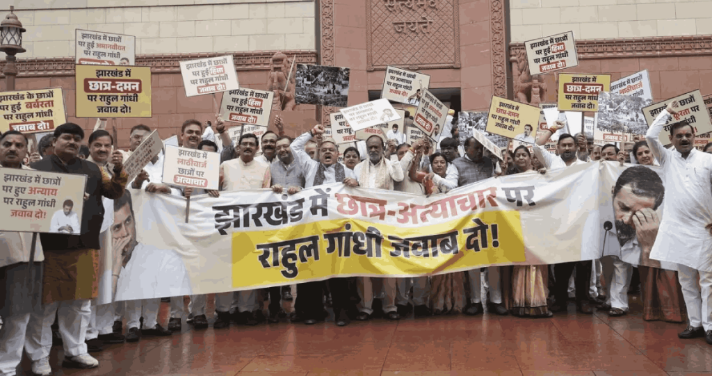 राहुल गांधी भागो मत… संसद परिसर में NDA का मार्च