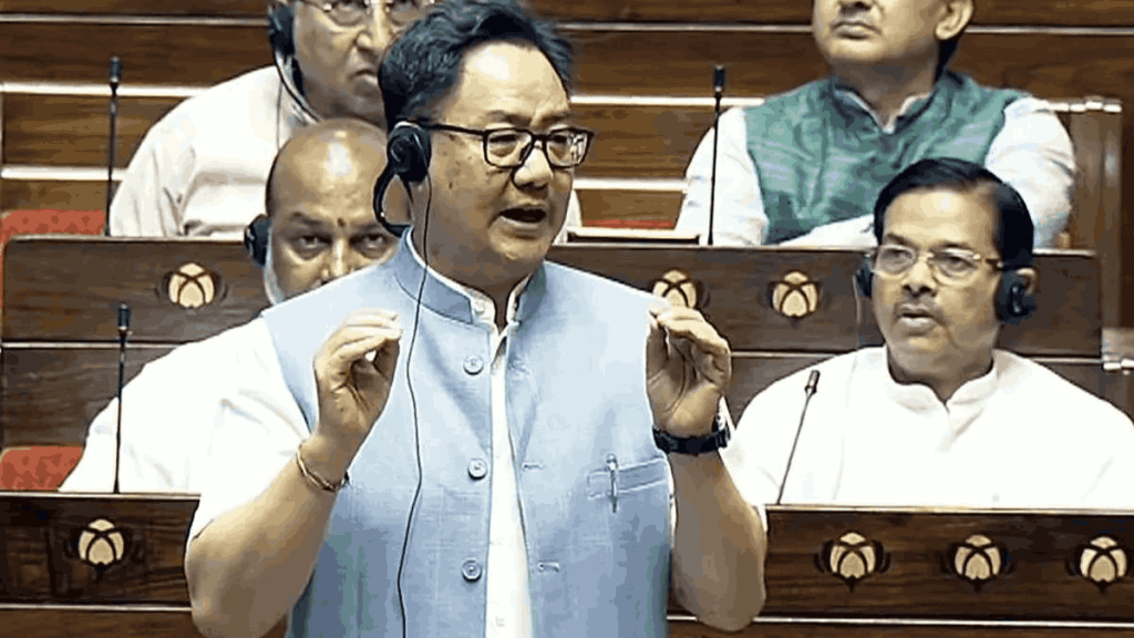 संसदीय लोकतंत्र के इतिहास में पहली बार, विपक्ष चर्चा से दूर रहीं